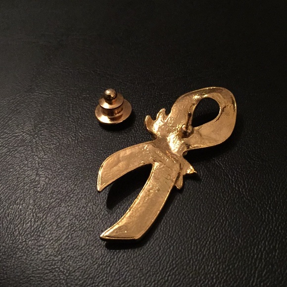 Vintage golden pink ribbon rose pin - Picture 5 of 7